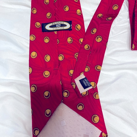 Adolfo Couture man’s red colorful all silk tie - Picture 3 of 3